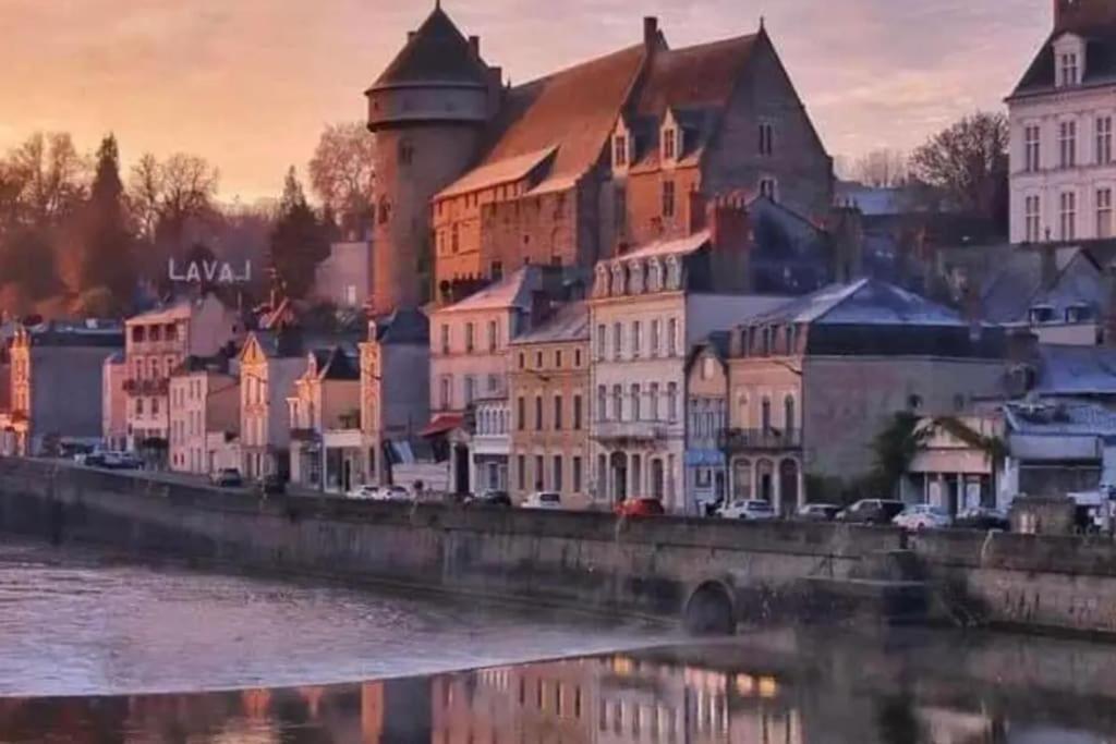 Natur 'Appart Entre Foret Et Riviere L'Huisserie Luaran gambar