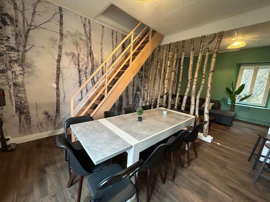 Natur 'Appart Entre Foret Et Riviere L'Huisserie Luaran gambar
